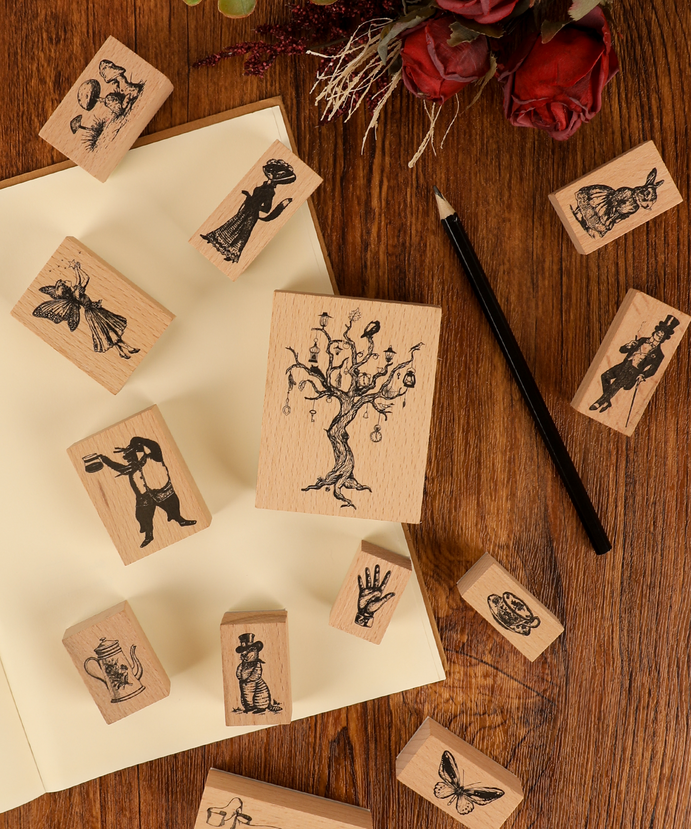 The Woodland Tea Party Vintage Engraving Wooden Stamps Set (16 Pieces)