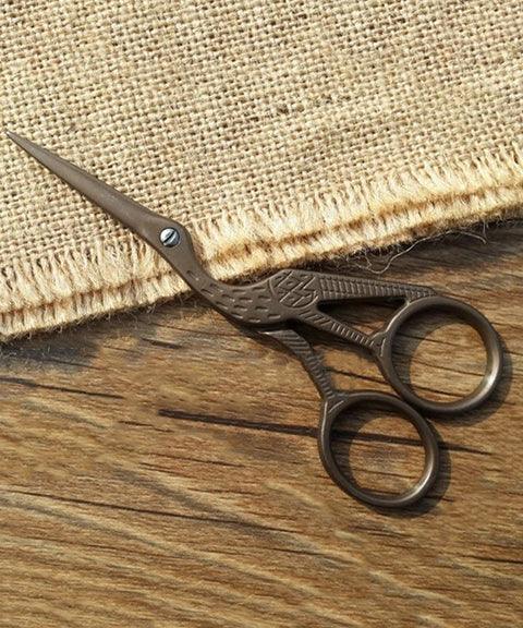  Walfront Stainless Steel Cross Stitch Scissors Vintage Fabric  Shears Crane Design Embroidery Sewing Scissors Craft Shears (Gold)
